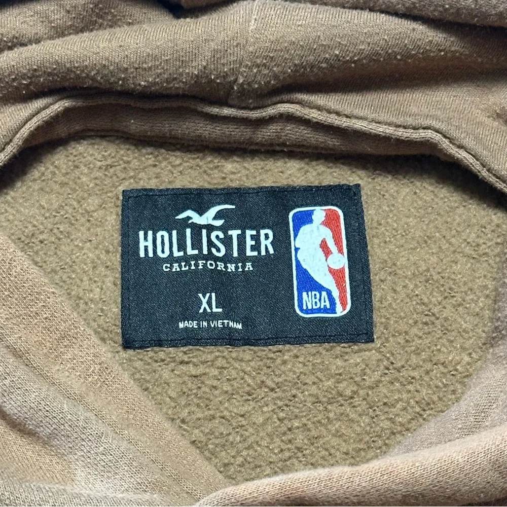 Hollister Brown Hoodie with NBA Logo, Collab with NBA, XL - Picture 6 of 6